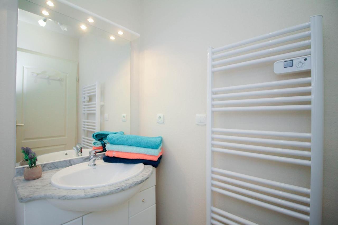 Centre Carcassonne,sans Vis A Vis,terrasse,piscine Apartment *