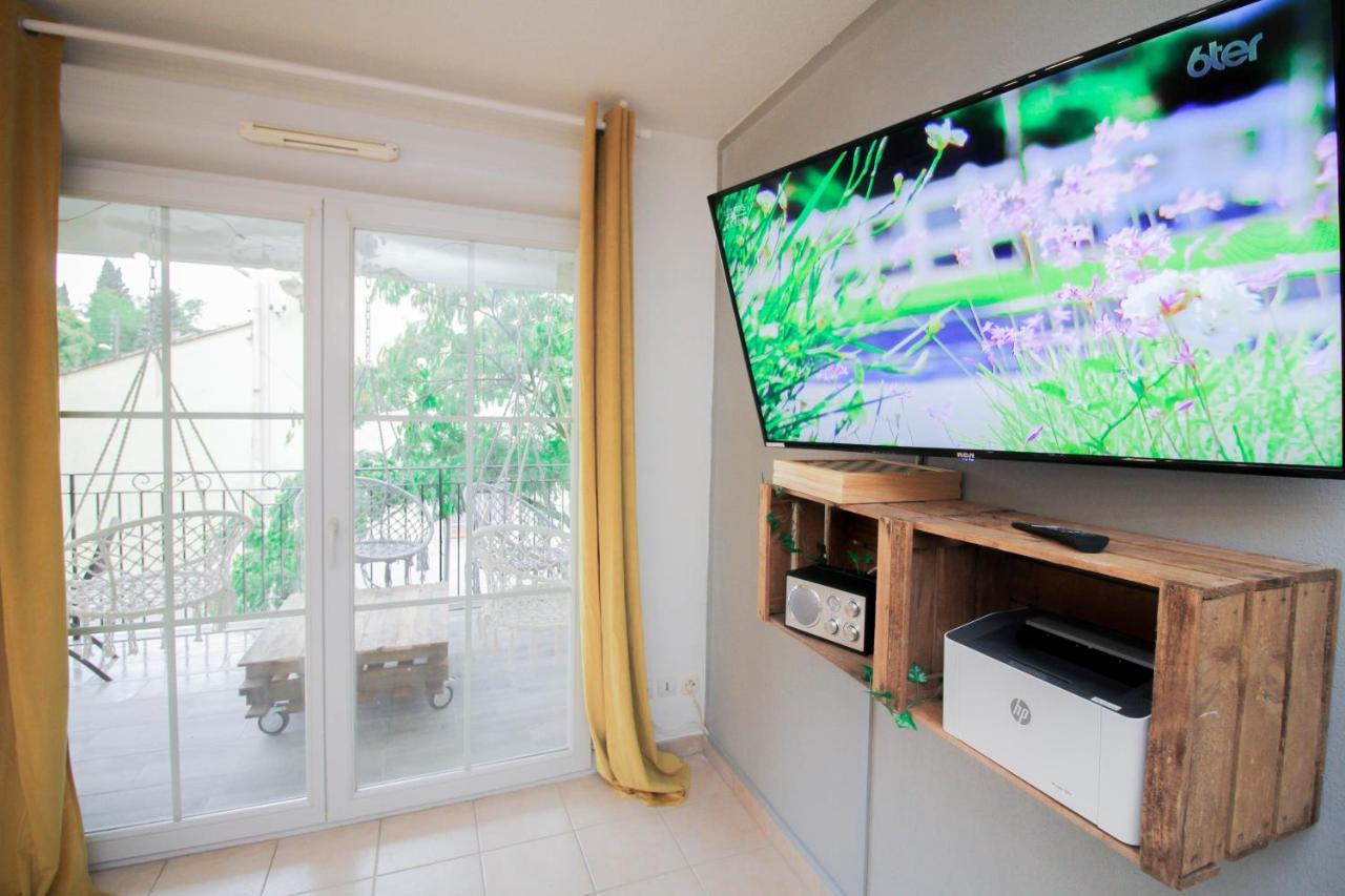 Centre Carcassonne,sans Vis A Vis,terrasse,piscine Apartment *